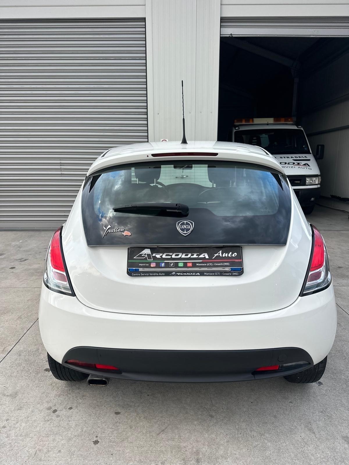 Lancia Ypsilon 1.2 69 CV 5 porte Elle