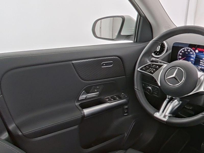 Mercedes-Benz 180 Automatic Progressive Advanced