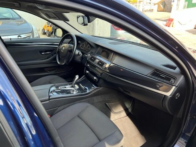 BMW Serie 5 525d xDrive Touring del 2015, con 218 cavalli