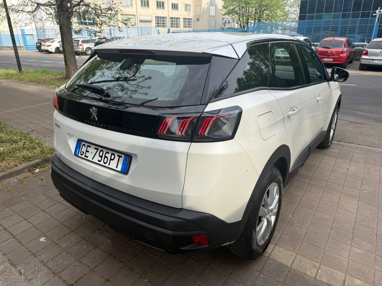 Peugeot 3008 BlueHDi 130 S&S Active Business