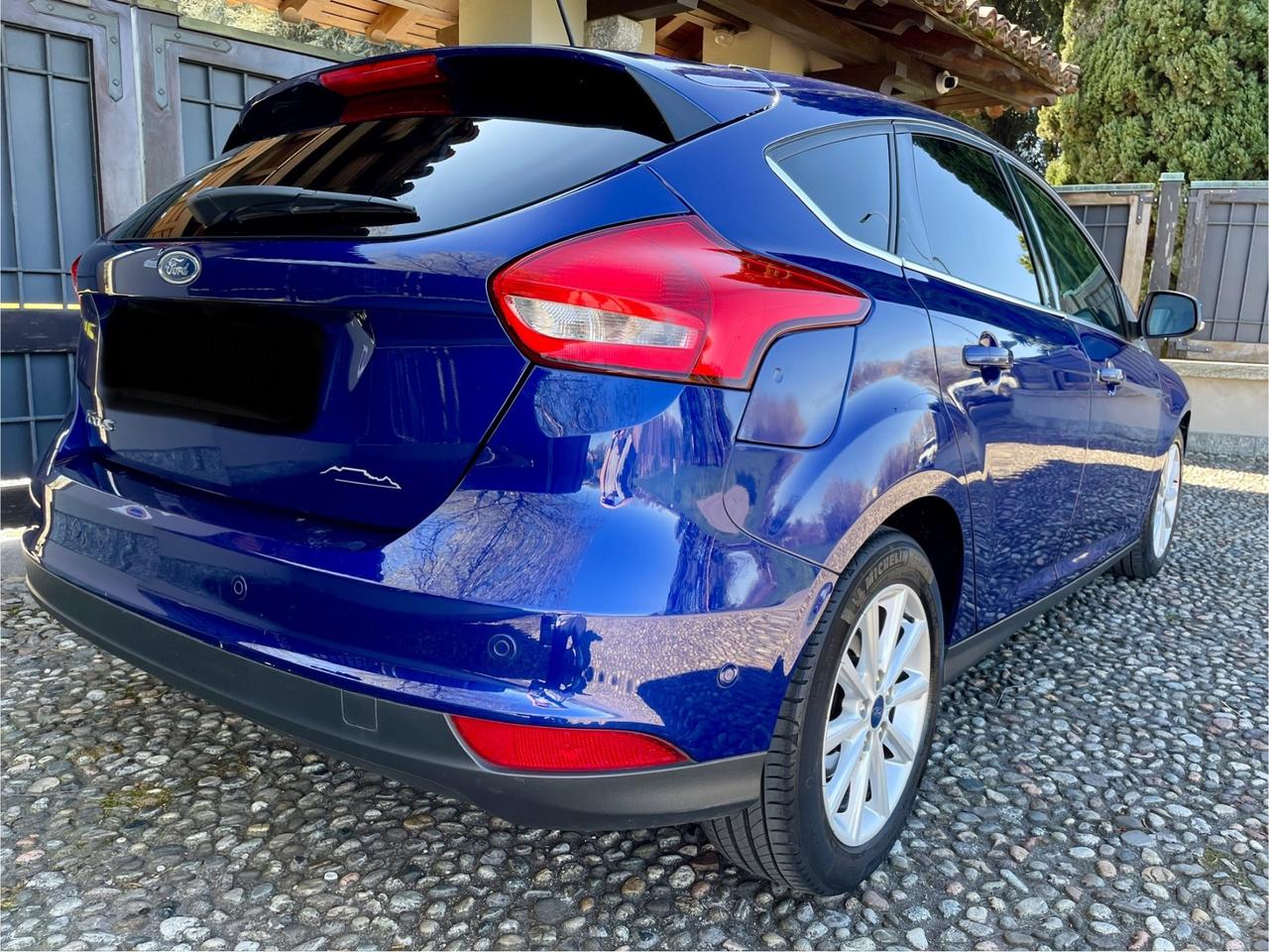 Ford Focus 1.5 TDCi 120 CV Titanium *SOLO 120000 KM*