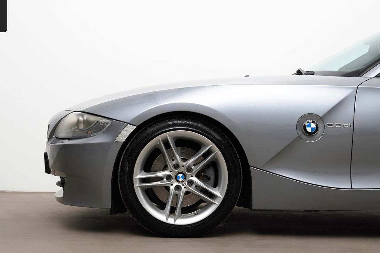 Bmw Z4 3.0si cat Roadster, allestimento ///M completo di fabbrica