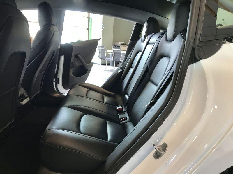 Tesla Model 3 Model 3 RWD