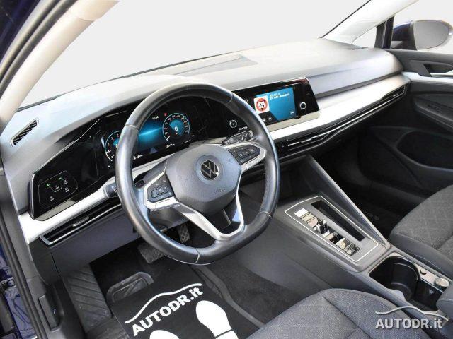VOLKSWAGEN Golf 1.5 TGI 130cv DSG Life VIRTUAL CARPLAY TRIZONA
