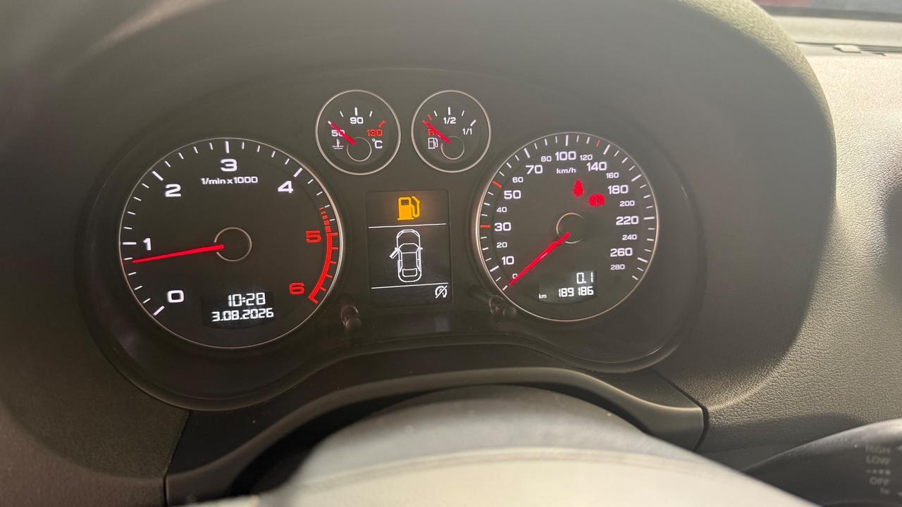 Audi A3 SPB 1.6 TDI 105 CV CR Ambition