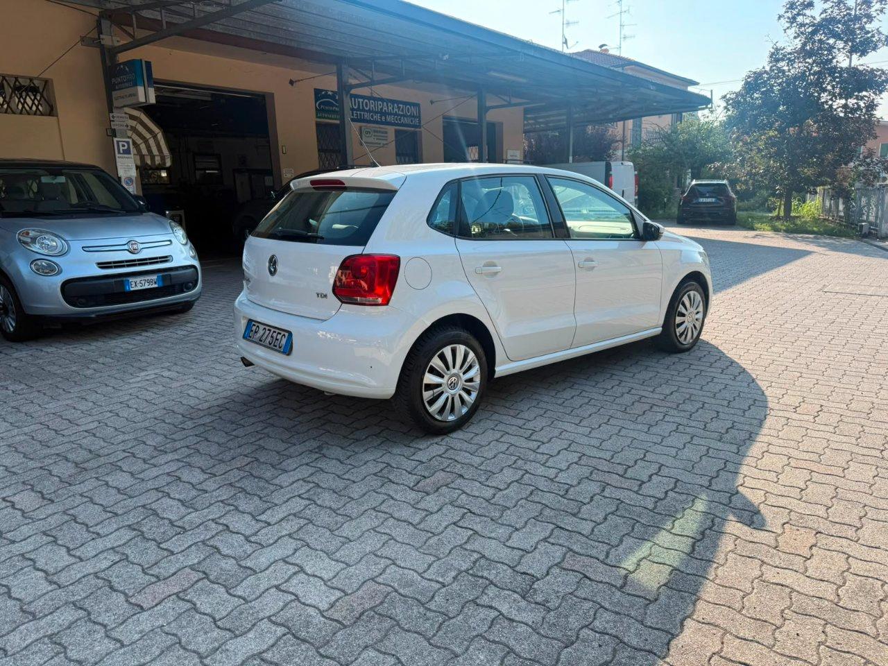 Volkswagen Polo 5 Porte Polo 5p 1.6 tdi Comfortline 90cv OK NEOPATENTATO