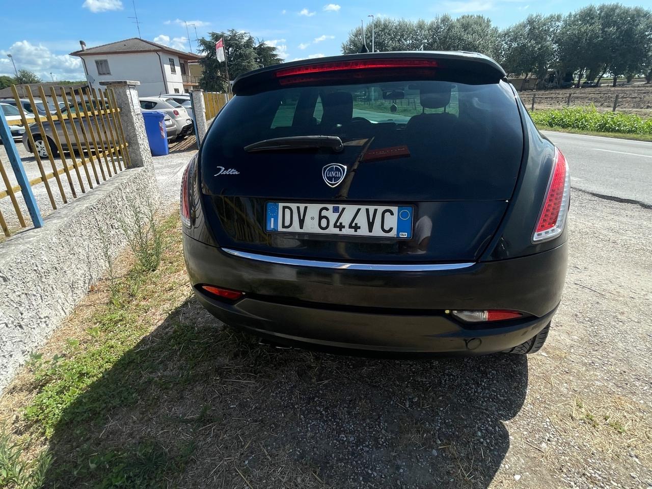 Lancia Delta 1.9 MJT Twinturbo DPF Platino