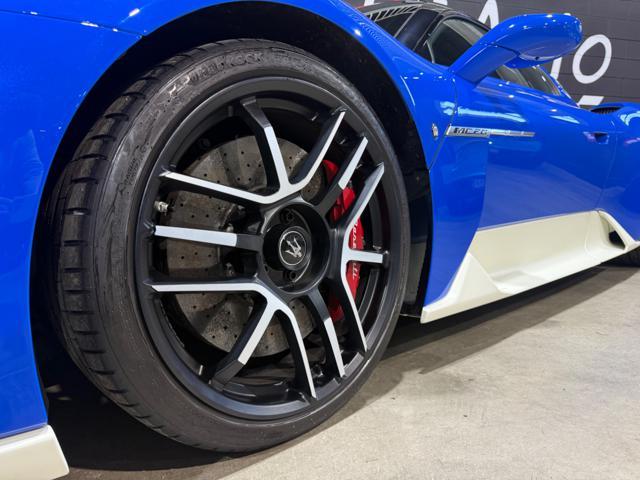 MASERATI MC20 MC20 UFF ITA IVA CARBOCERAMICI SOLLEVATORE BLU