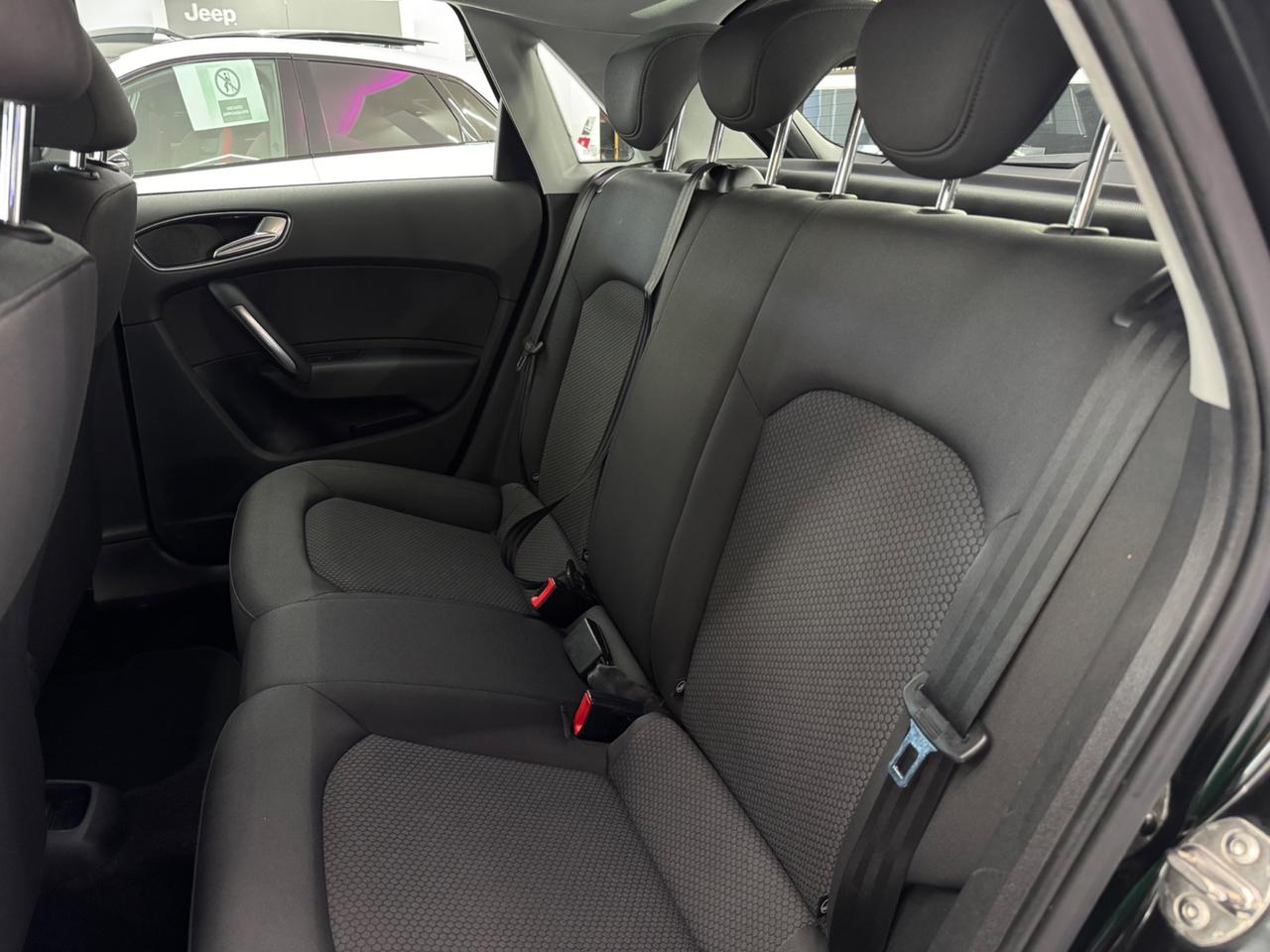 Audi A1 SPB 1.6 TDI 116 CV Admired