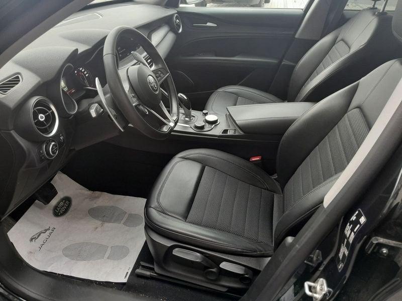Alfa Romeo Stelvio 2.2 Turbo Diesel AT8 Q4