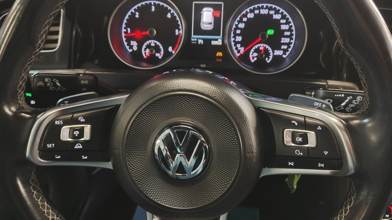 Volkswagen Golf 1.6 TDI 115 CV DSG 5p. R-Line BlueMotion Technology