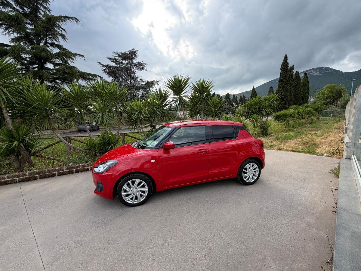 SUZUKI - Swift - 1.2 Hybrid Top