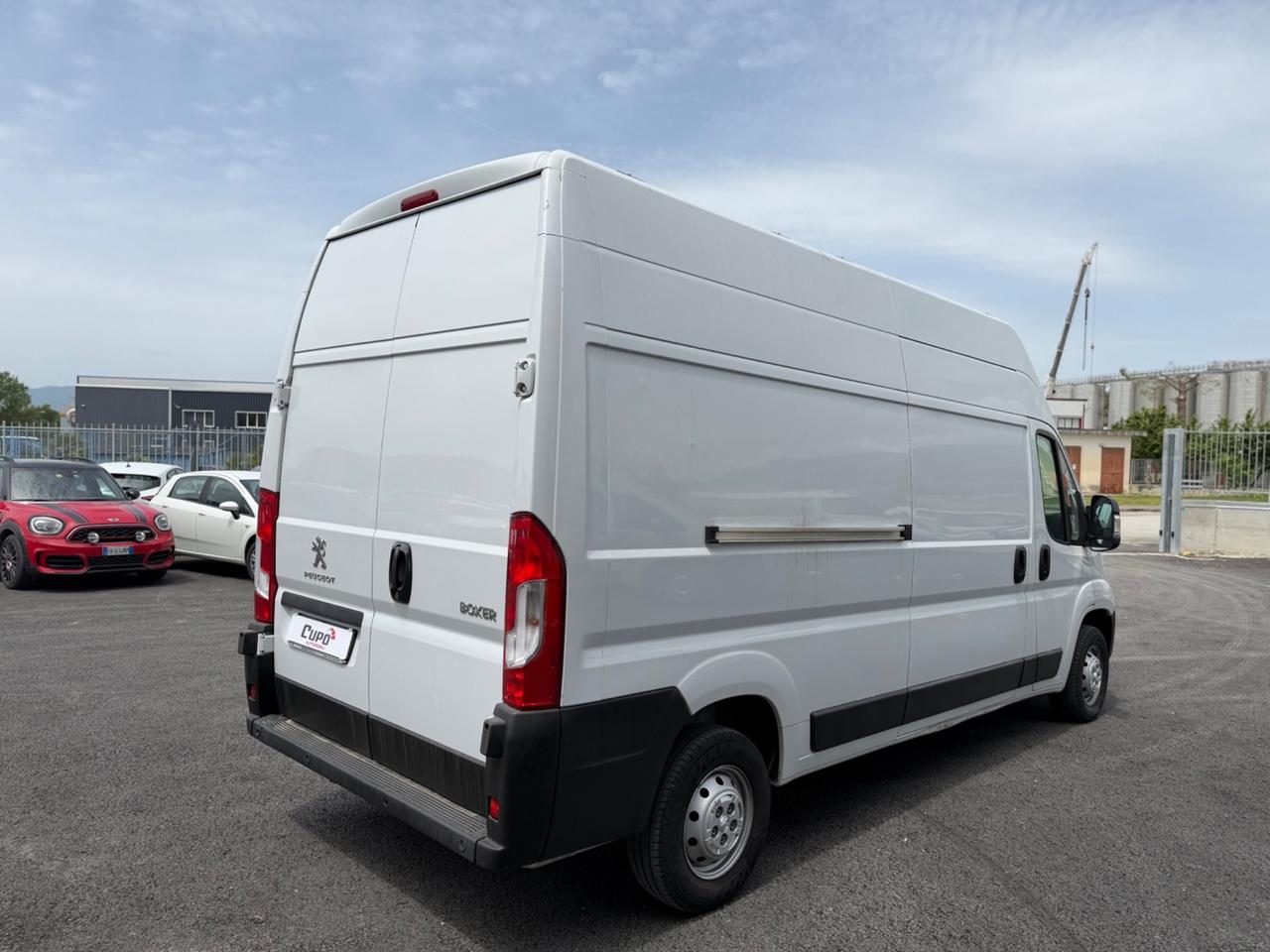 Peugeot Boxer 333 2.2 BlueHDi 140 S&S PC-TN L3H3 Furgone