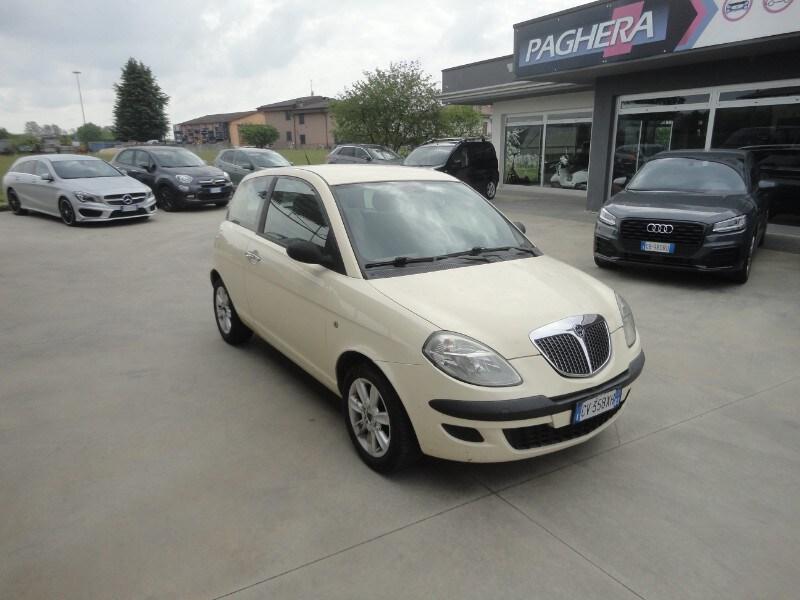 LANCIA Ypsilon 1.2 Oro