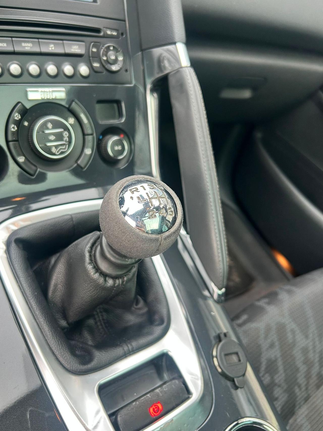 Peugeot 3008 1.6 HDi X NEOPATENTATI 2011