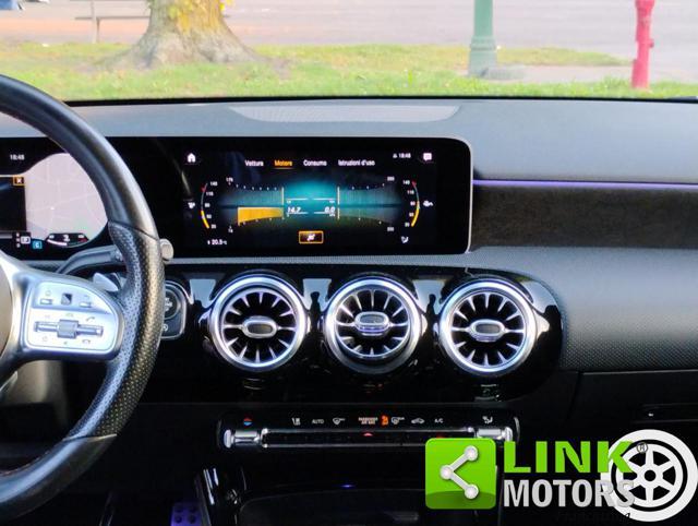 MERCEDES-BENZ A 220 Premium AMG