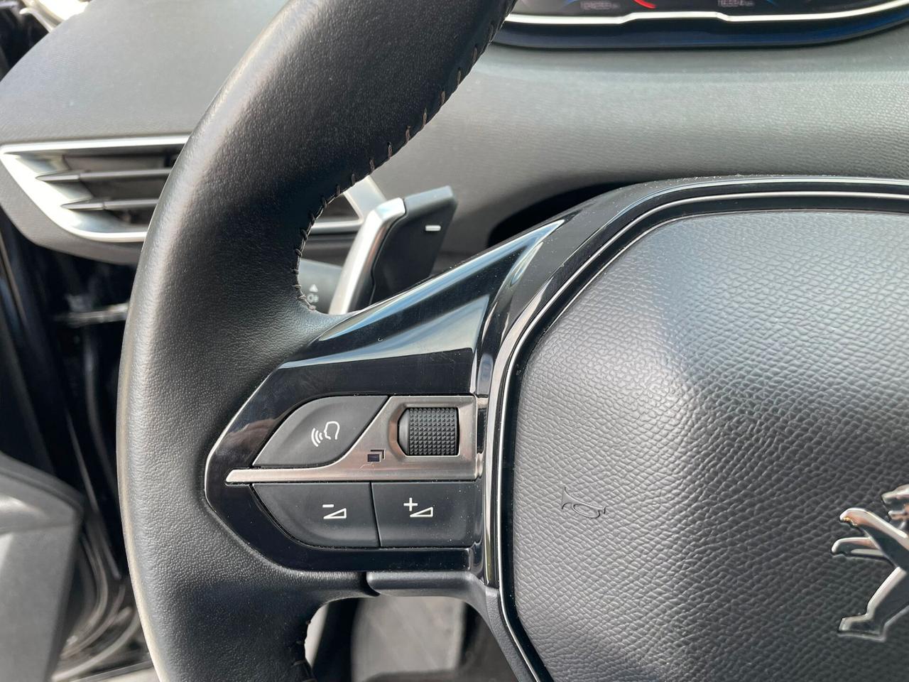 PEUGEOT 3008 1.5HDI ACTIVE 130cv *NAVI-LED-CARPLAY*