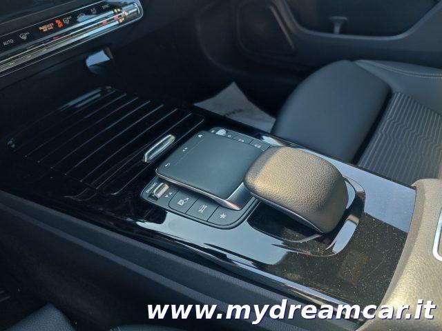 MERCEDES-BENZ CLA 200 d Automatic Shooting Brake Sport