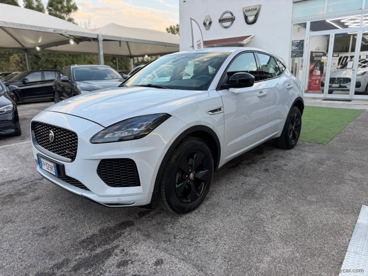 JAGUAR E-Pace 2.0D 150CV AWD aut. R-Dynamic VETTURA IN CONTO VENDITA!