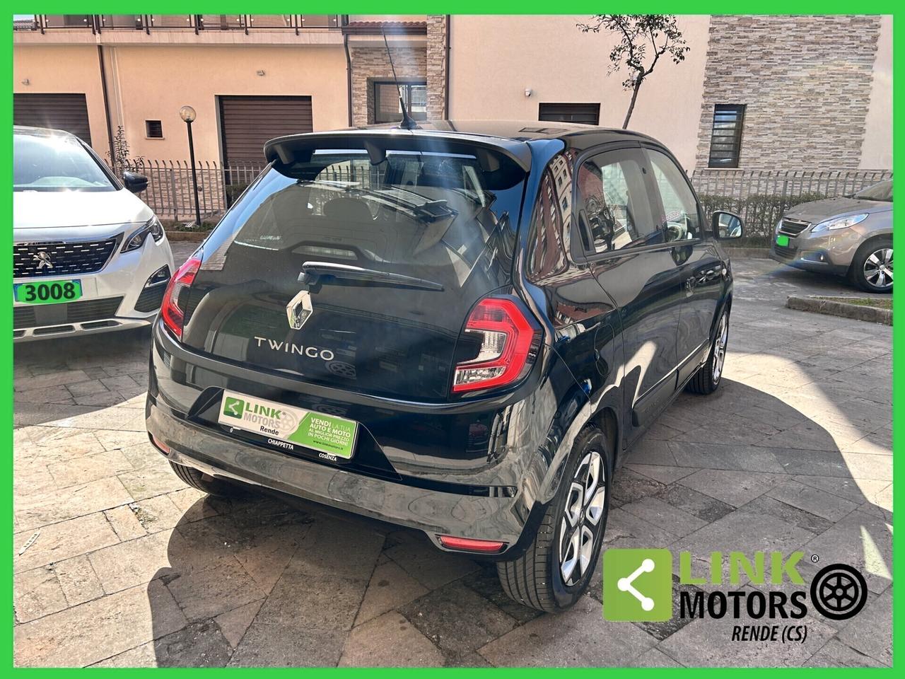 Renault Twingo SCe 65 CV Urban Night 06/2023