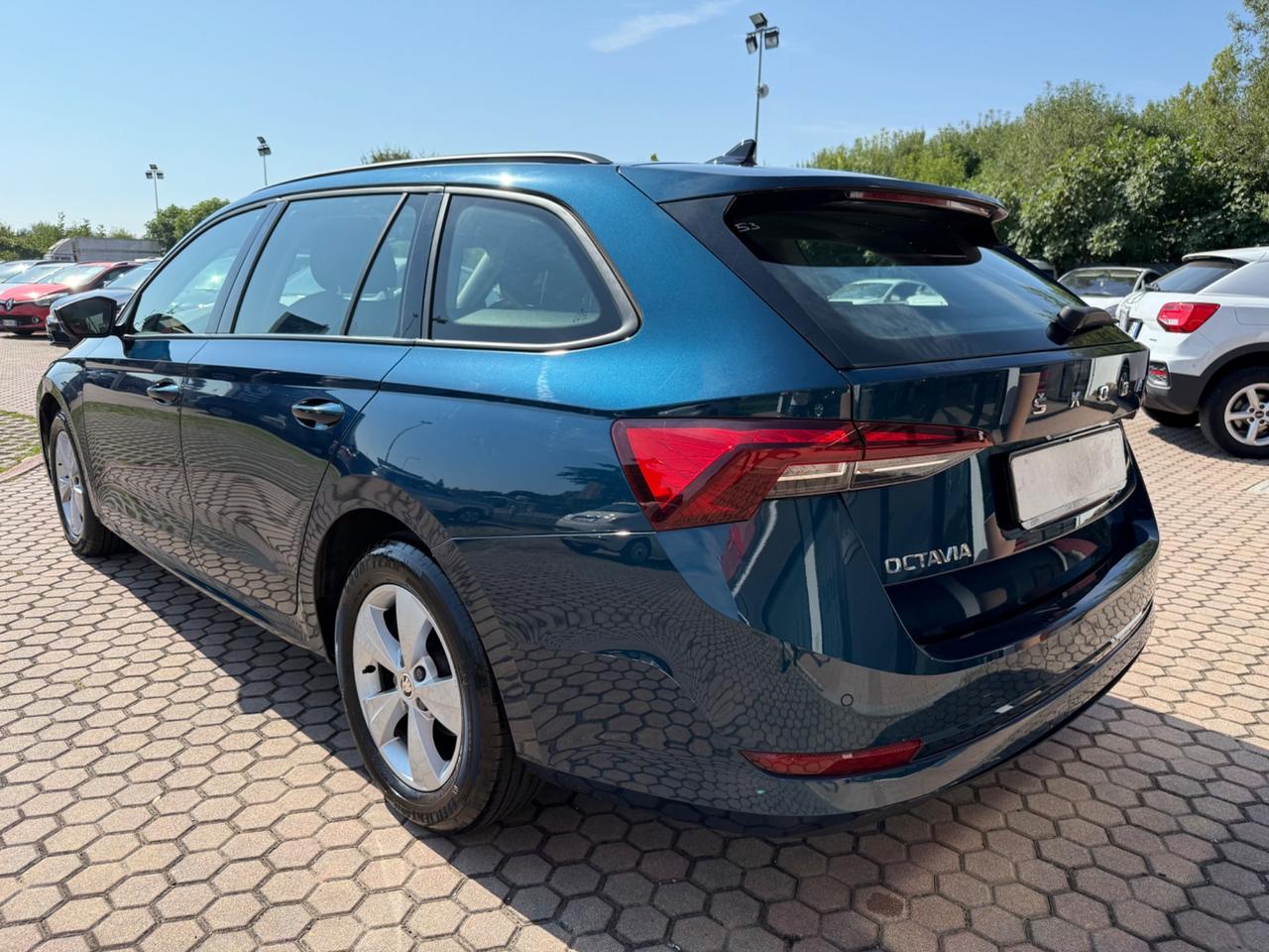 Skoda Octavia 2.0 TDI SCR 150 CV DSG Wagon Executive