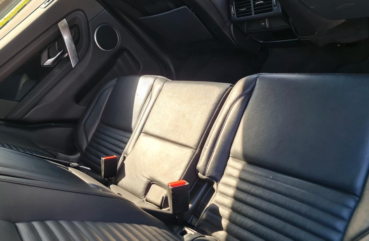 Land Rover Discovery Sport 2.0D I4-L.Flw 150 CV AWD Auto R-Dynamic HSE