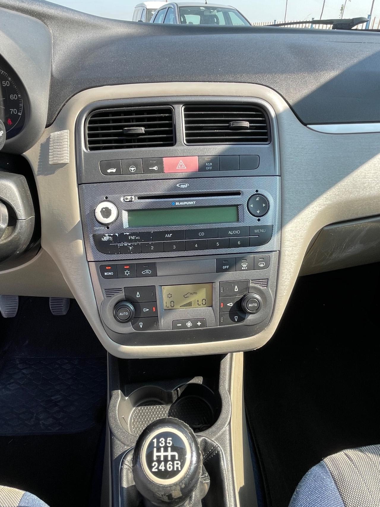 Fiat Grande Punto Grande Punto 1.4 Starjet 16V 5 porte Dynamic