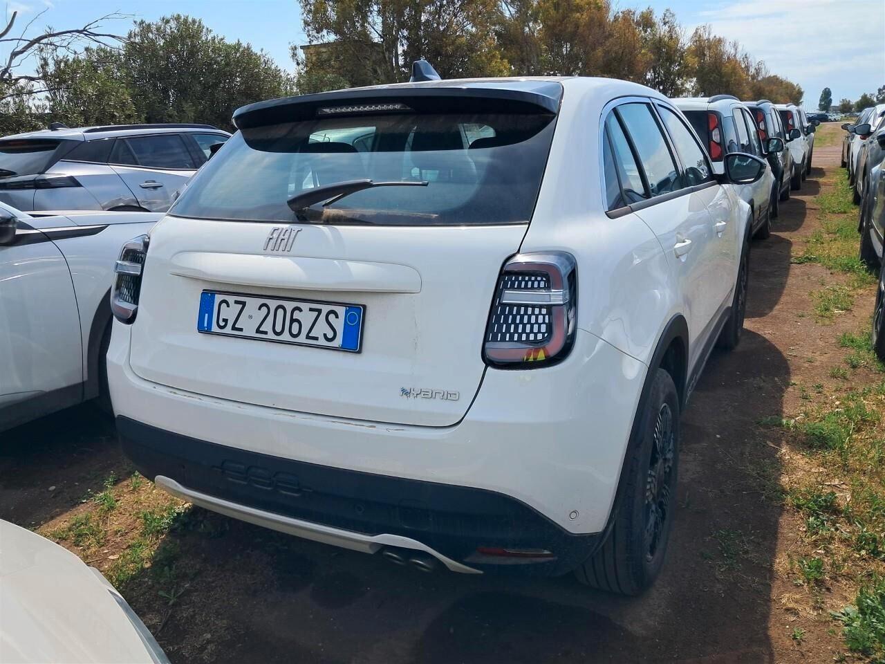 FIAT 600 1.2 HYBRID 145CV DCT MHEV POP ( FARI LED - COCKPIT - CRUISE - MIRROR - SENSORI POST. - CERCHI 17 )