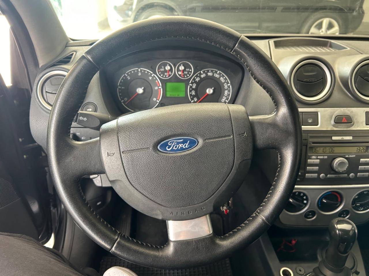 Ford Fiesta 1.6 TDCi 3p. Ghia