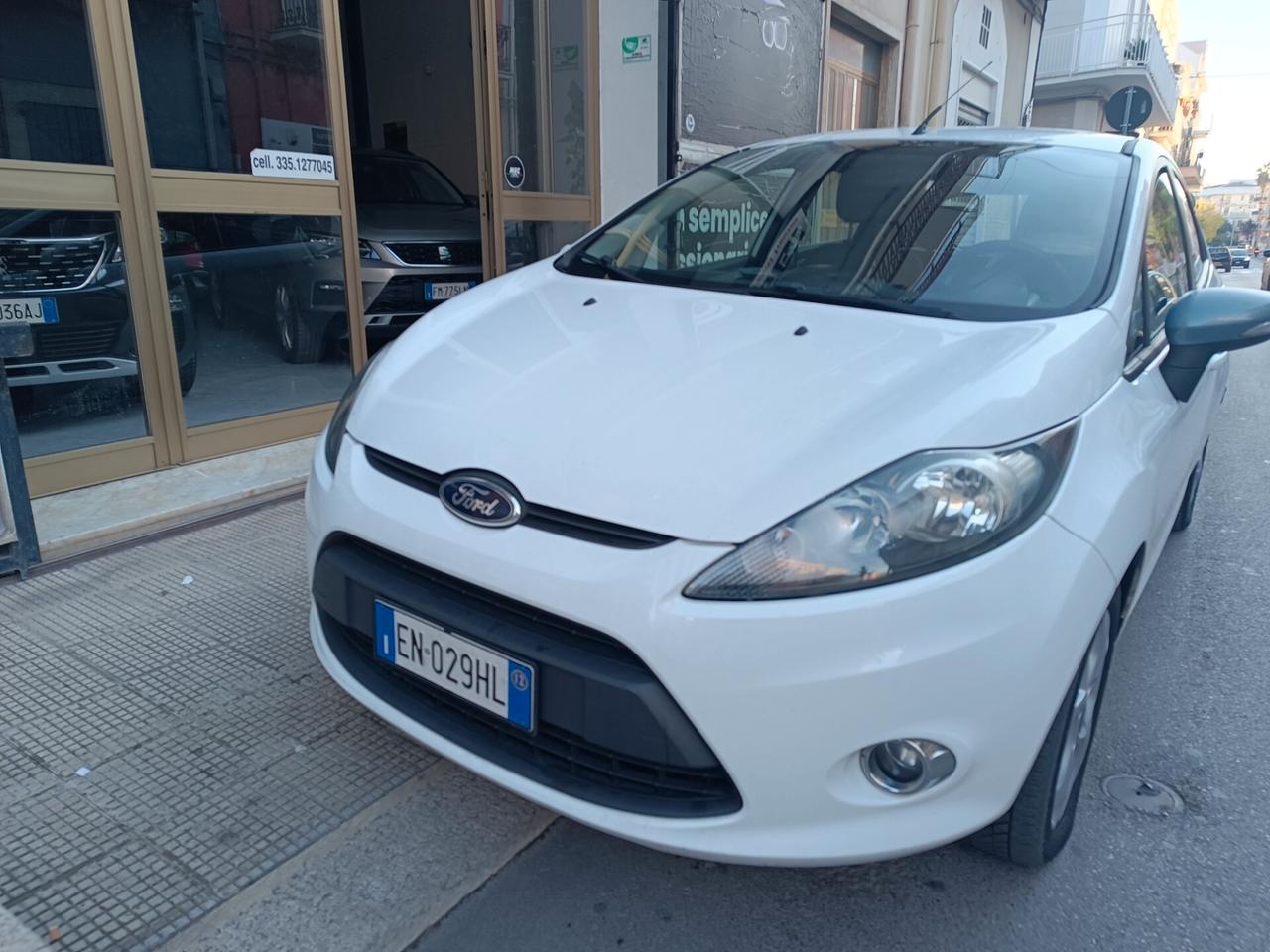 Ford Fiesta Ikon 1.4 TDCi 70CV 5 porte