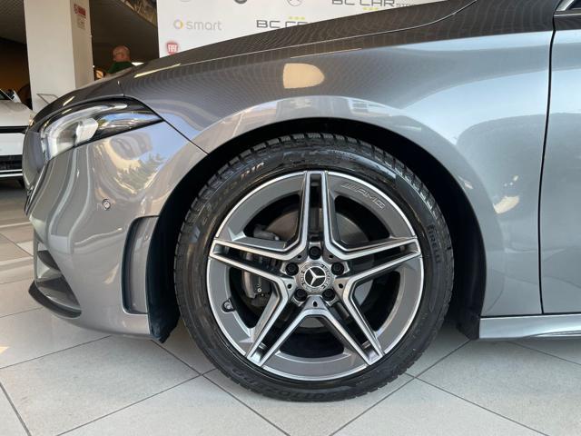 MERCEDES-BENZ A 180 Aut. Premium AMG *TETTO*LUCI PACK