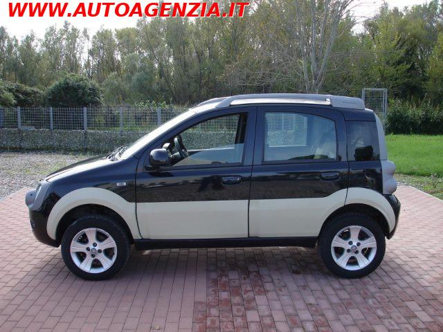 FIAT Panda 1.3 MJT 16V 4x4 Cross TASTO ELD