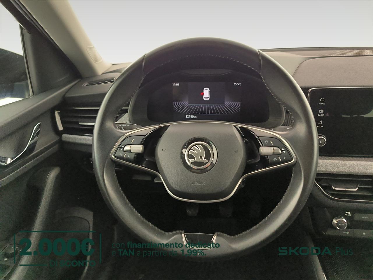 Skoda Kamiq 1.0 tsi black dots 115cv