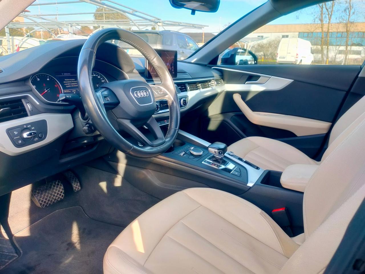 Audi A4 2.0 TDI 122 CV S tronic Sport TETTO PANORAMICO NEOPATENTATI