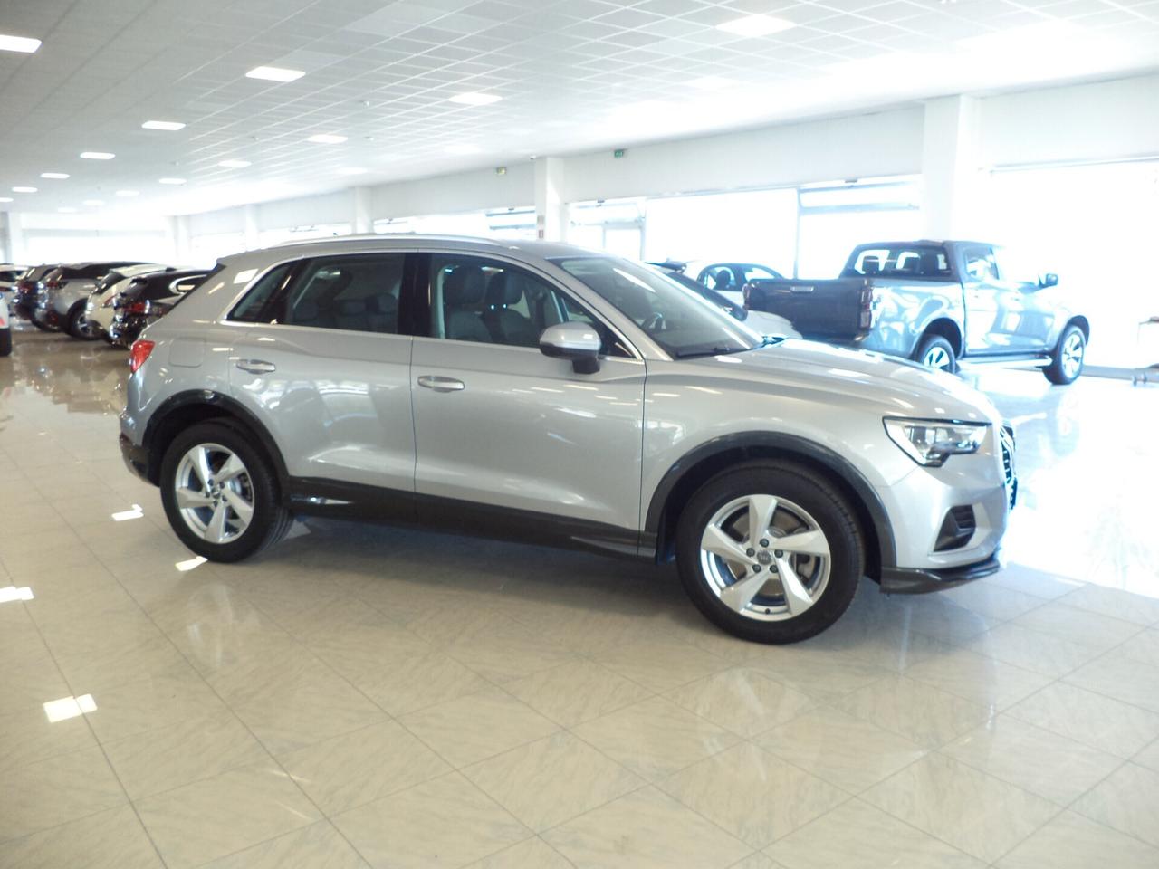 AUDI Q3 Business Advanced 40 2.0 TDI 190cv Quattro S-tronic Euro 6D