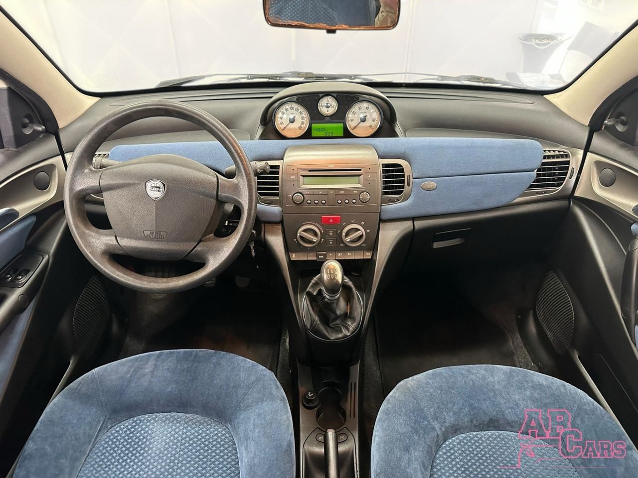 Lancia Ypsilon 1.2 Argento NEOPATENTATI