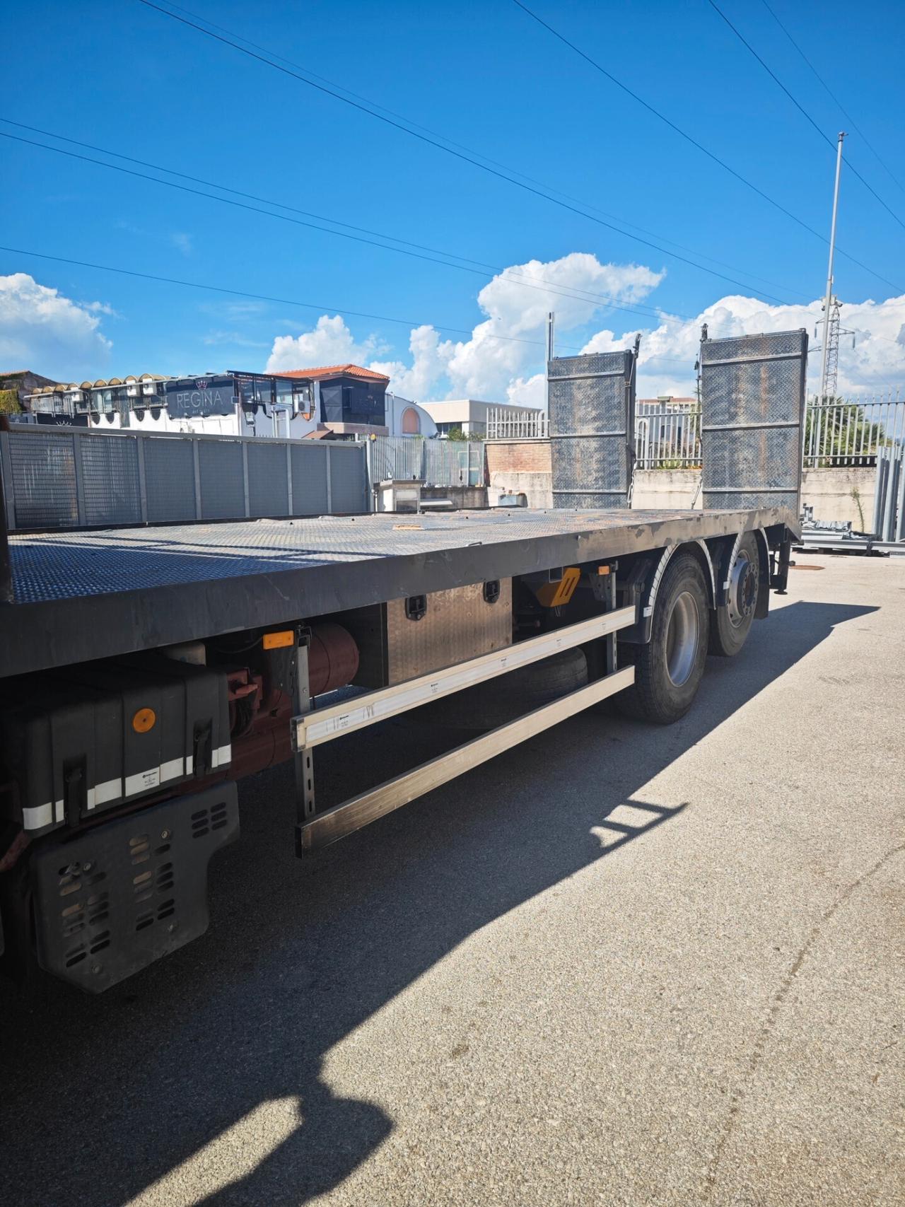 Carrellone Iveco Stralis 310 Magirus A260S/80