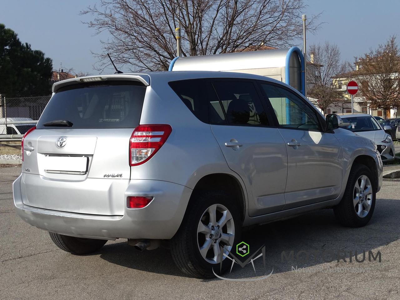 Toyota RAV4 5 Porte RAV4 Crossport 2.2 d-4d 2wd 150cv