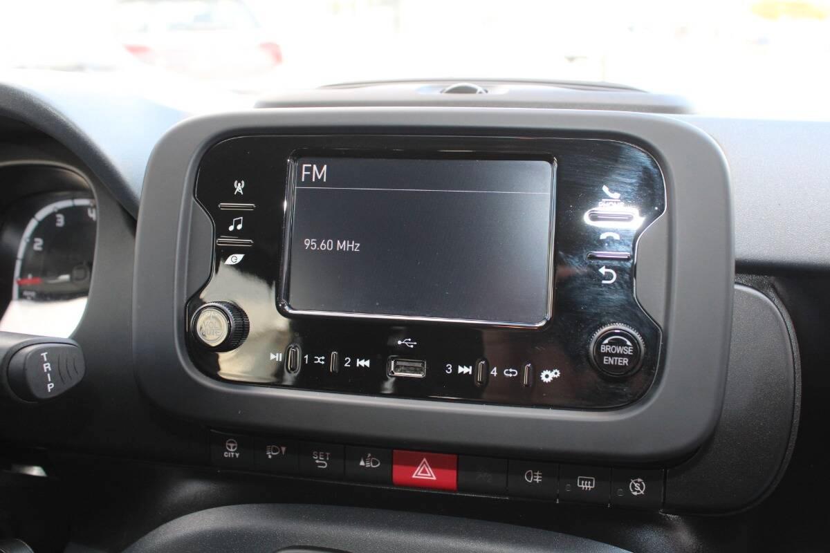 Fiat Panda III 1.0 firefly hybrid City Life s&s 70cv 5p.
