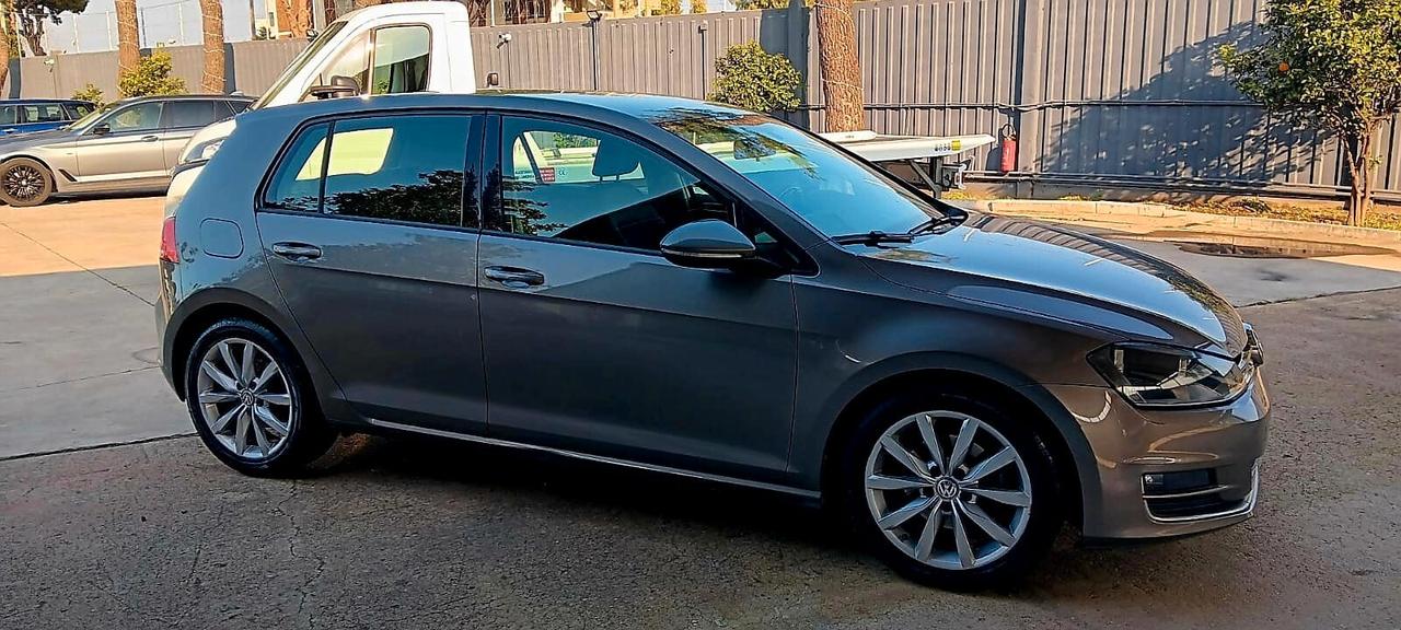 Volkswagen Golf 1.6 TDI 5p. Highline BlueMotion Technology