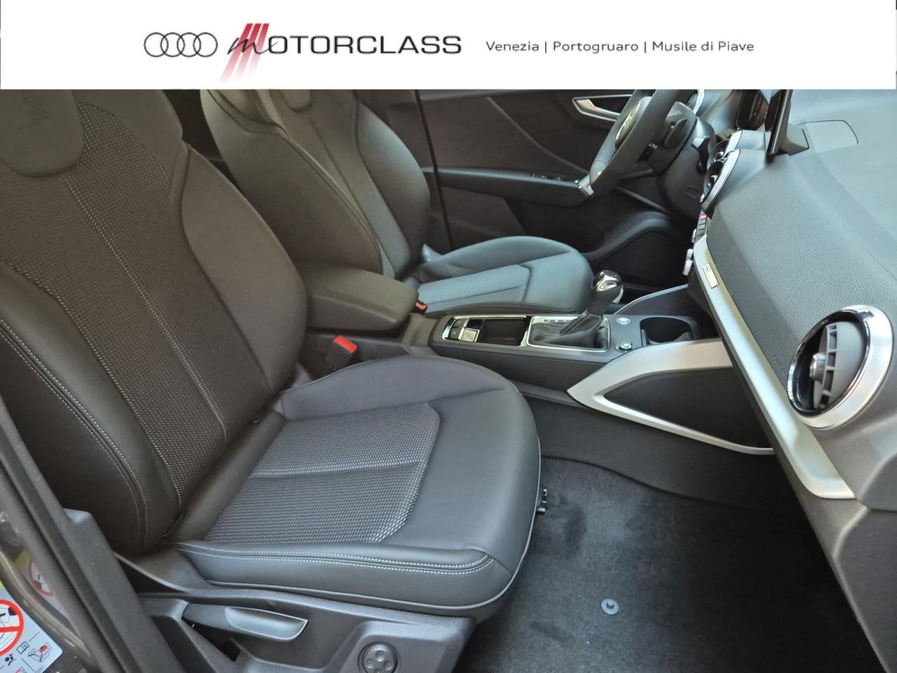 Audi Q2 35 2.0 tdi identity black s tronic