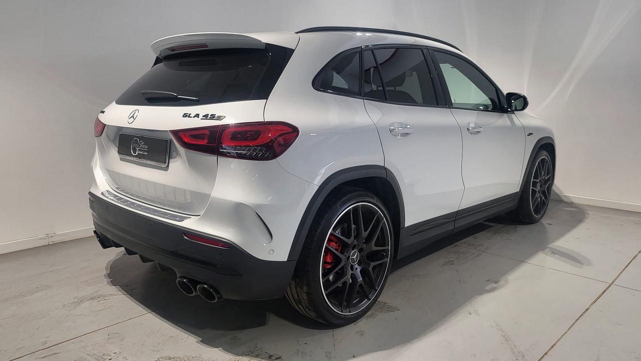 Mercedes-Benz GLA AMG 45 S 4matic+ auto