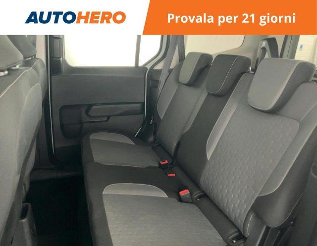 FORD Tourneo Courier 1.0 EcoBoost Titanium