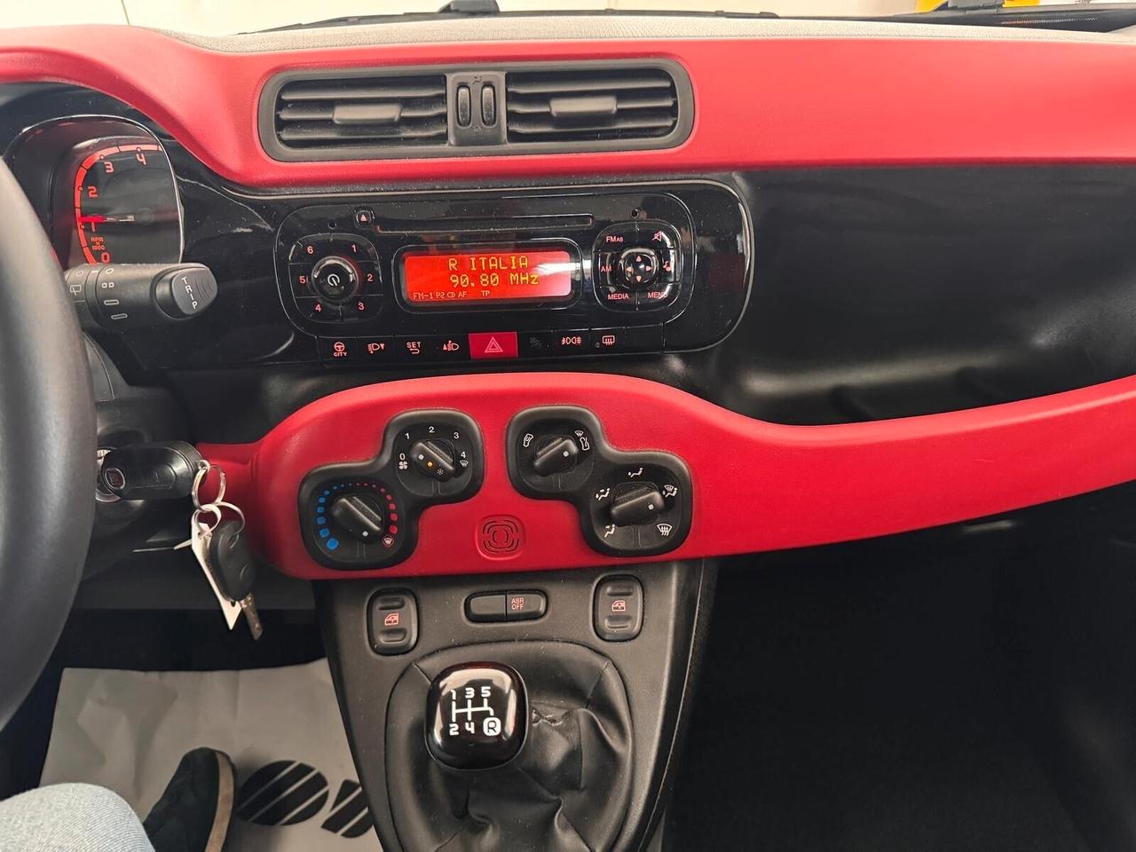 Fiat Panda 1.2 Lounge 69cn Neopatentati