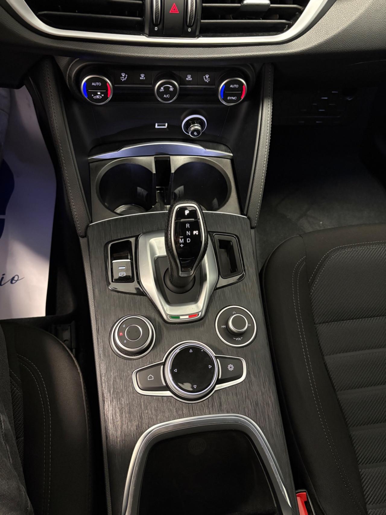 Alfa Romeo Stelvio 2.2 td Super Business AT8 Q4 190cv auto