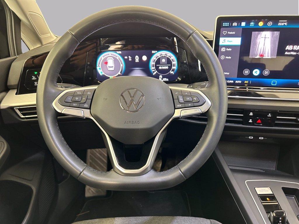 VOLKSWAGEN Golf variant 2.0 tdi life 150cv dsg del 2024