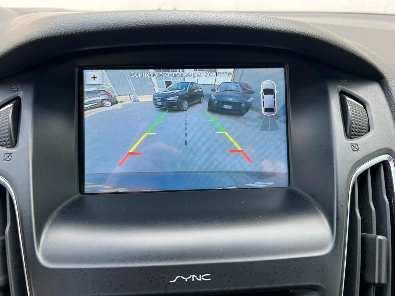 FORD FOCUS 1.5 TDCi 95 CV 2016!!! TITANIUM!!!