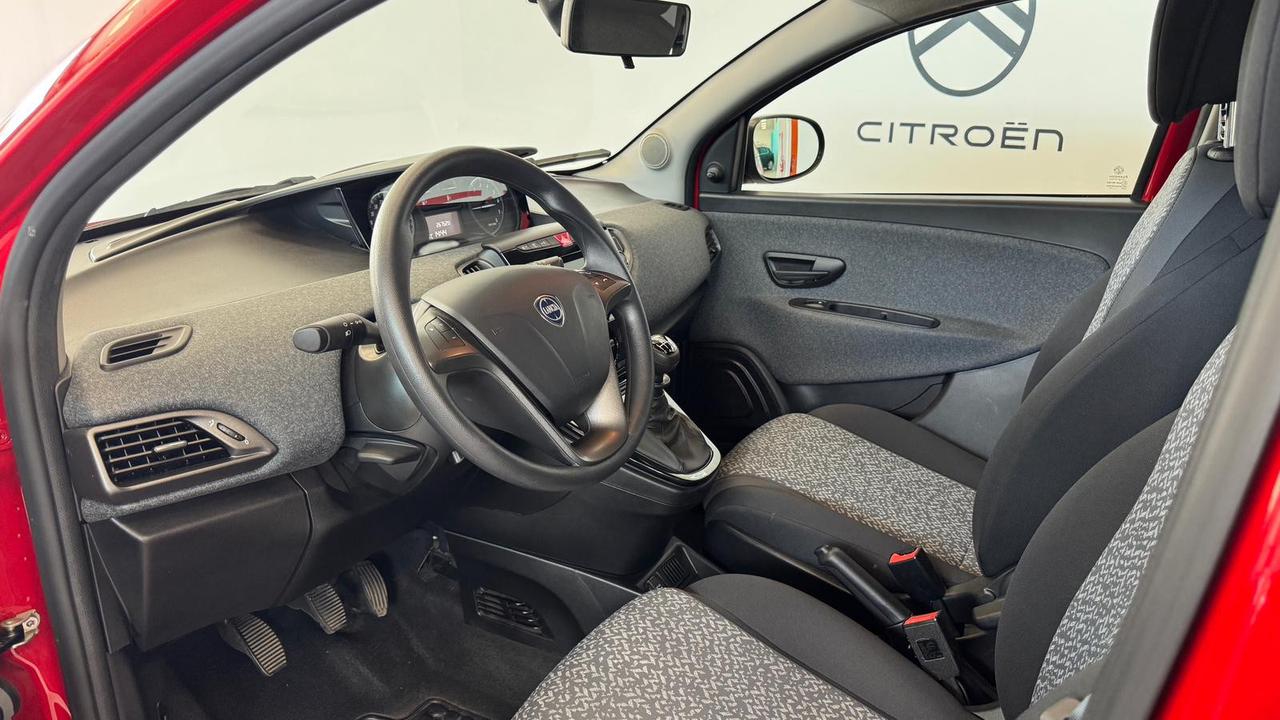 LANCIA Ypsilon III 2021 - Ypsilon 1.0 firefly hybrid Silver s&s 70c