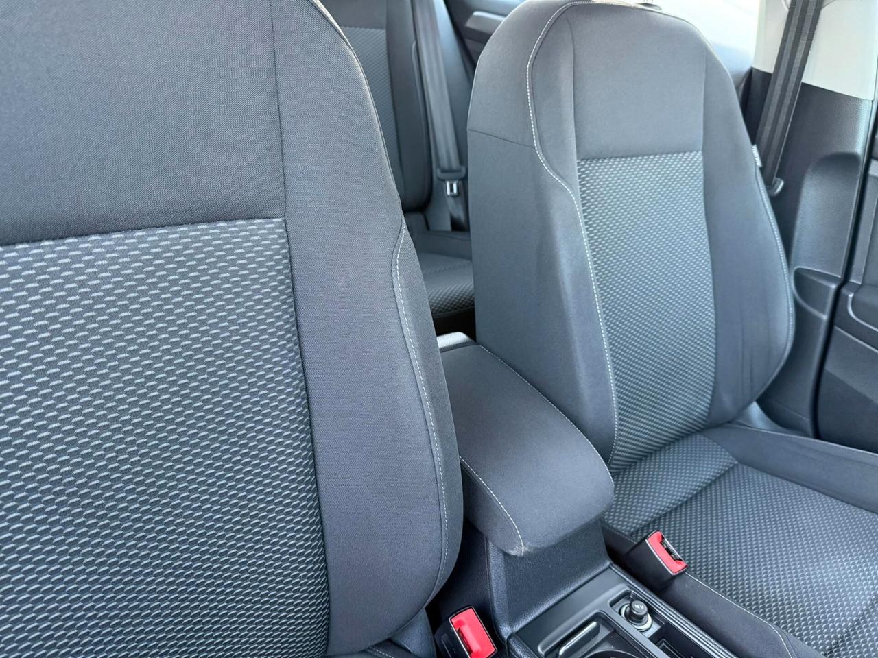 Volkswagen Golf 7.5 1.6 Tdi 116CV -CARPLAY-