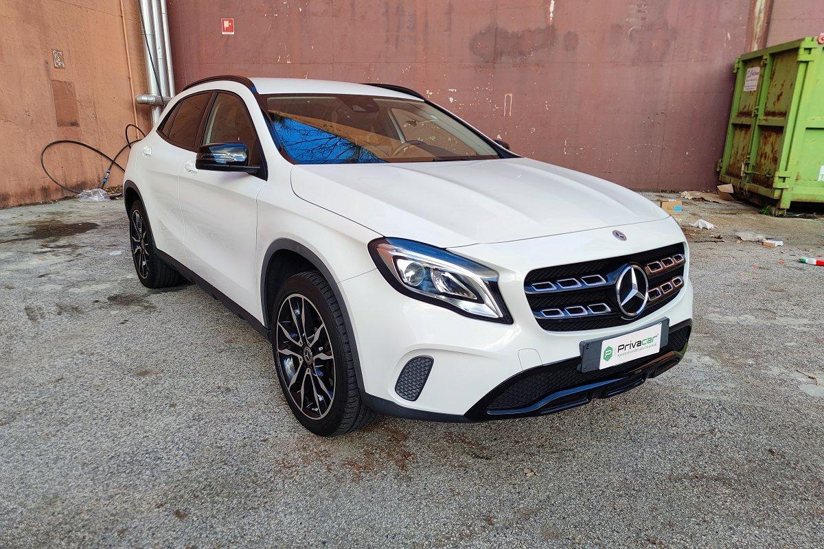 MERCEDES GLA 200 Sport